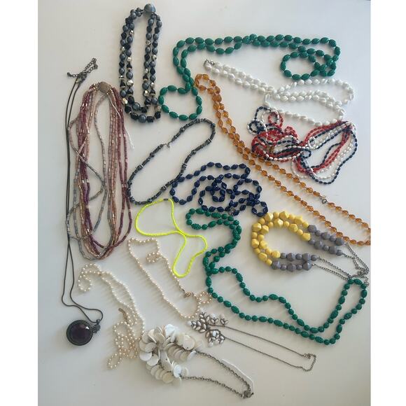 Vintage Necklace Bundle 60’s-90’s 16PC #2 - Picture 1 of 9